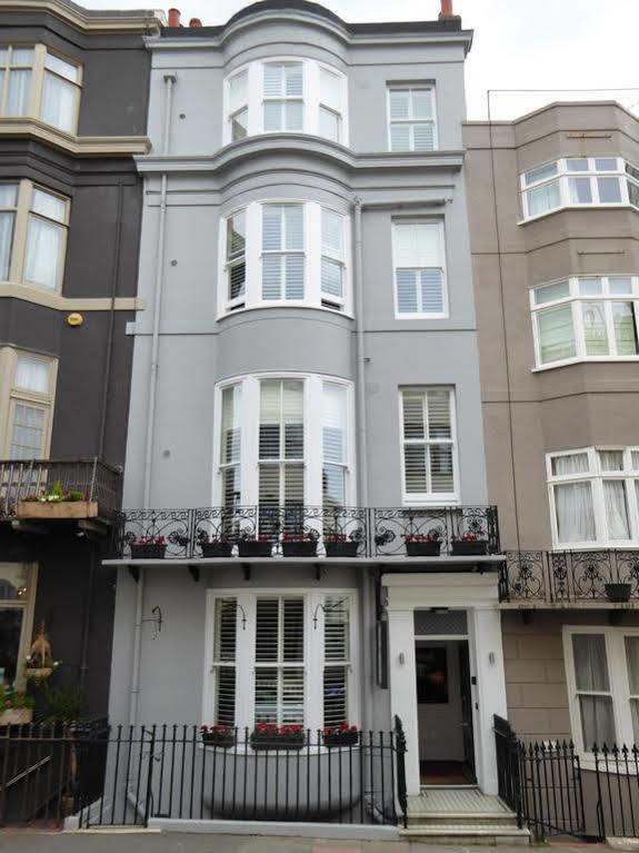 Отель Brighton Pavilions Экстерьер фото